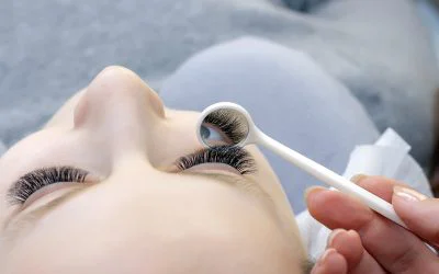 care-after-eyelash-implantation-02